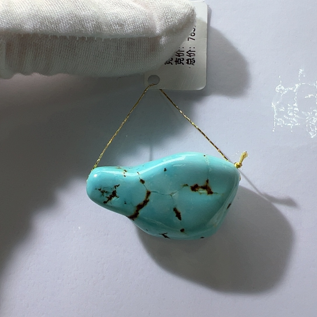 绿松石未镶嵌挂件