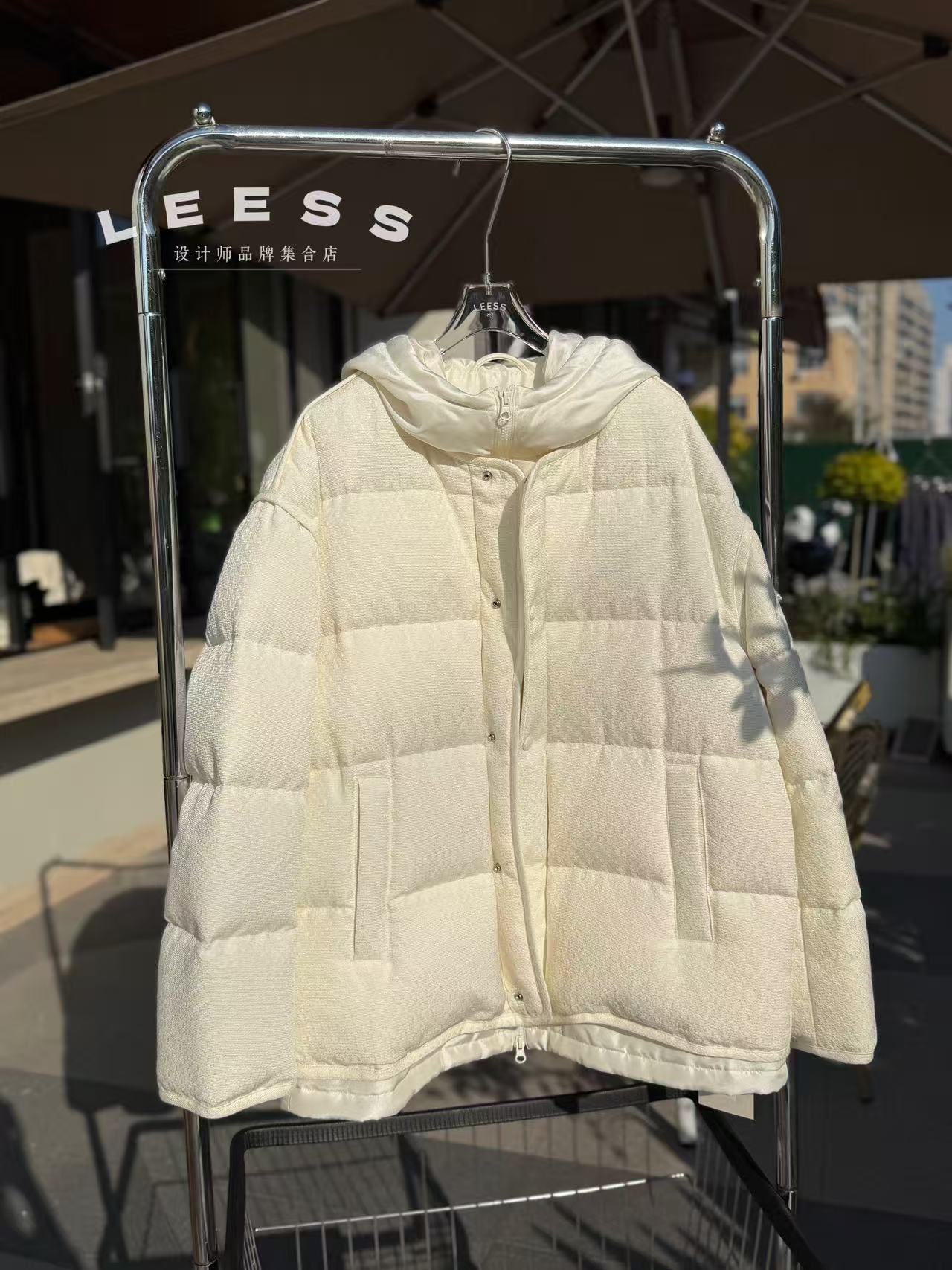 LEESS.赛戴帽拉链羽绒服（no退，支持换款换码）