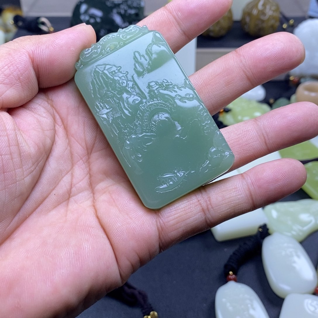 和田玉未镶嵌颈饰