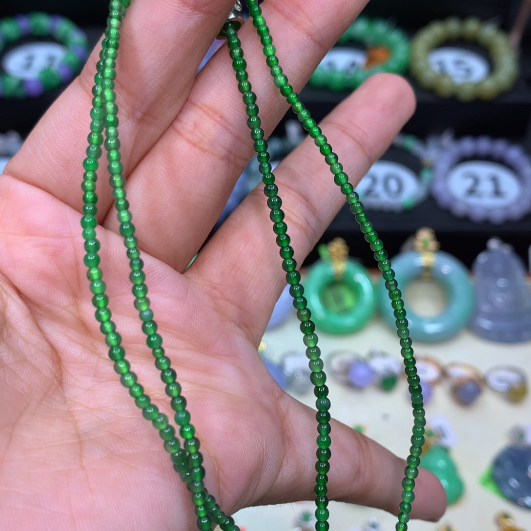 翡翠未镶嵌手链翡翠