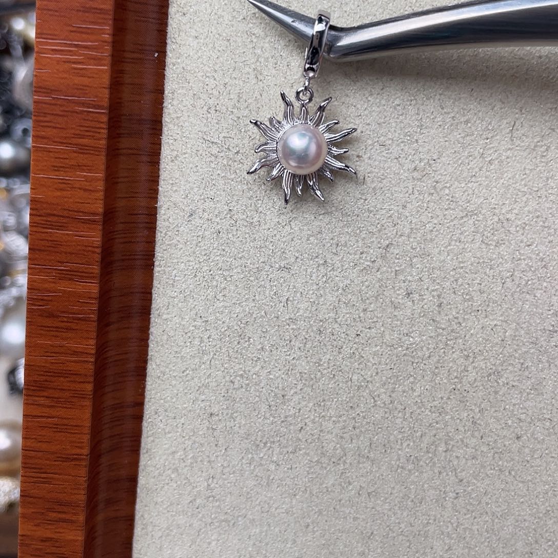 银S925镶嵌海水珍珠吊坠(不含链)