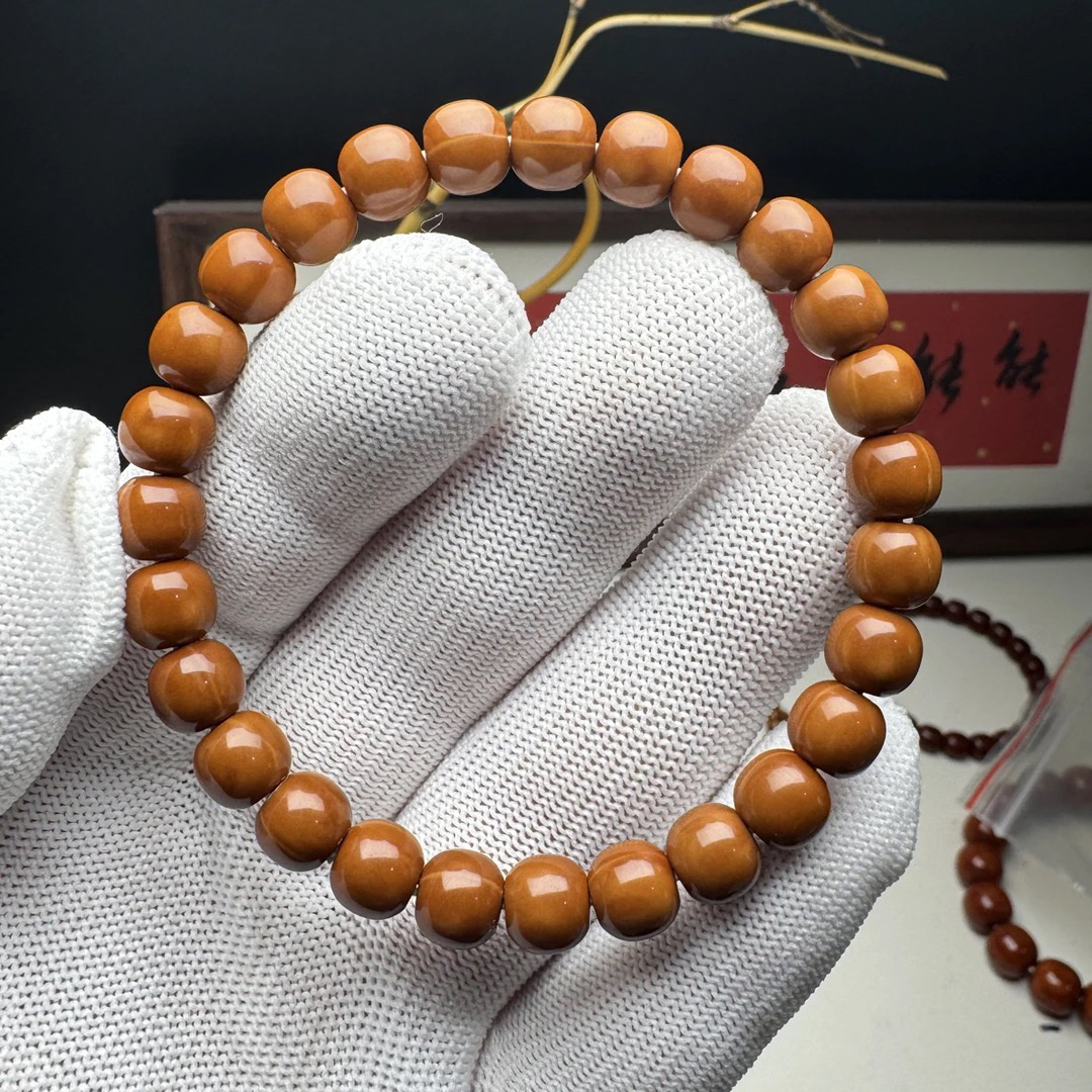 小尺寸猴头老型手串8➕左右