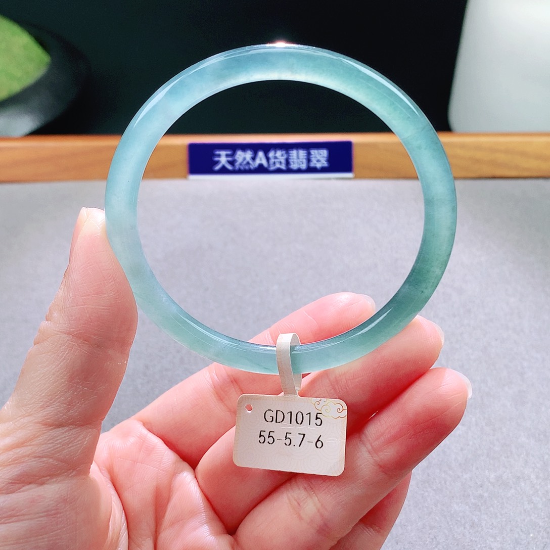 未镶嵌手镯翡翠韩*涵天然翡翠手镯a货