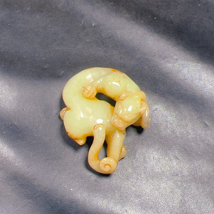 和田玉把件未镶嵌