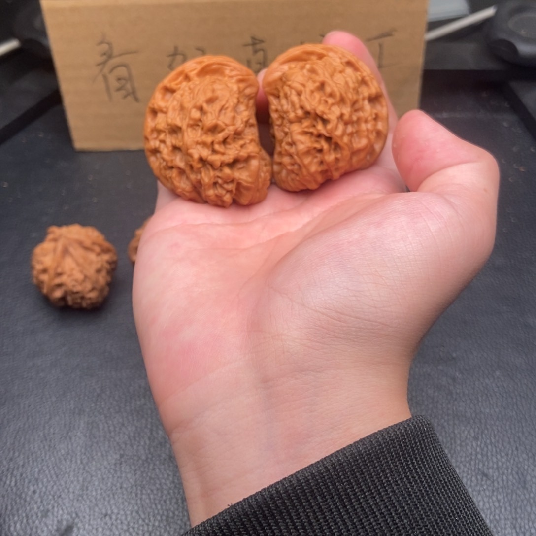 桃核吊坠我***觉4688864344556666……