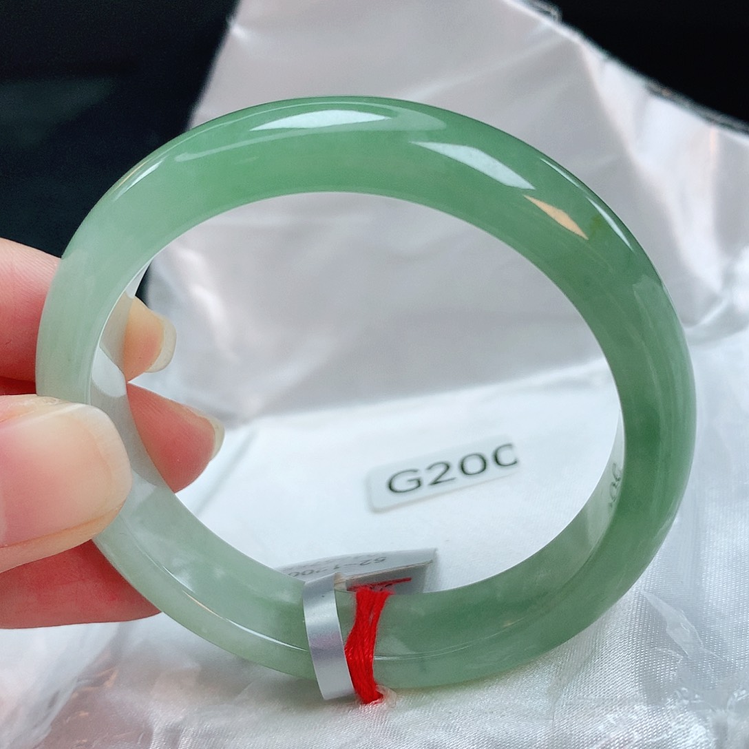 翡翠手镯未镶嵌缅甸天然A货翡翠手镯