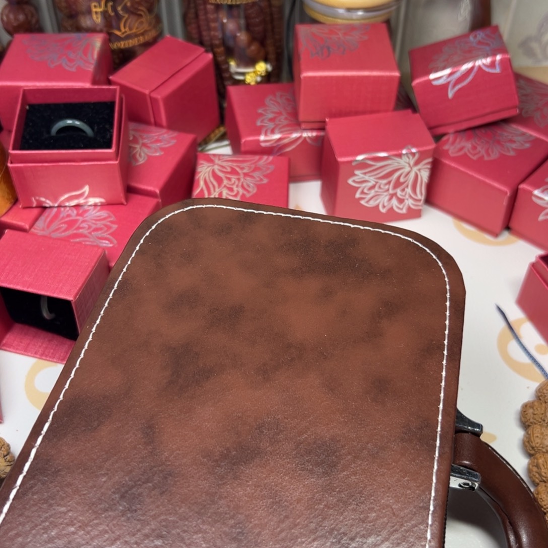 是***）吊坠柏香籽/百香籽薛