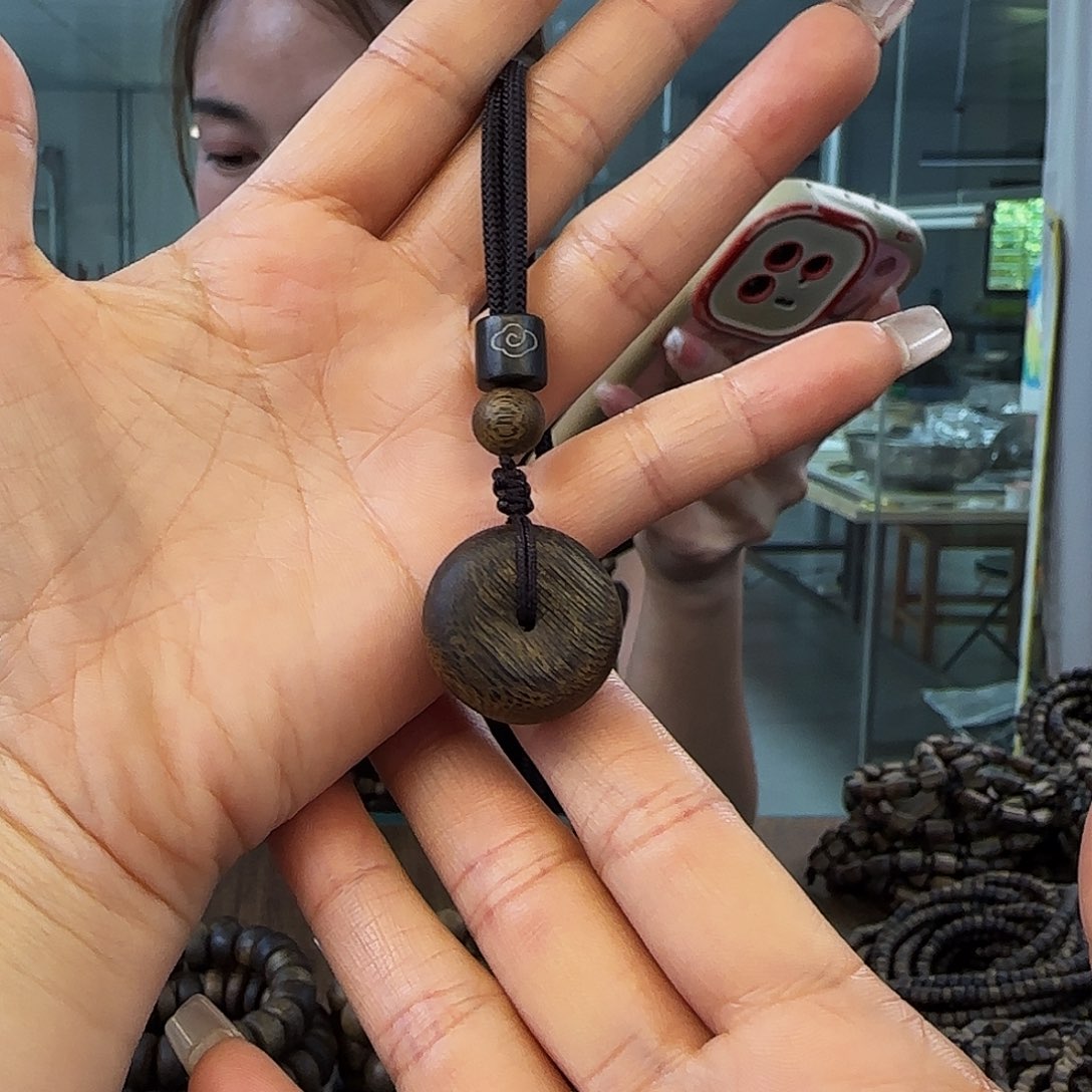 沉香吊坠多样性发货1条平安扣3