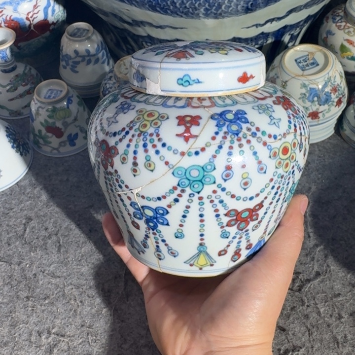 品***生罐陶瓷工艺品摆件斗彩罐（修复件）
