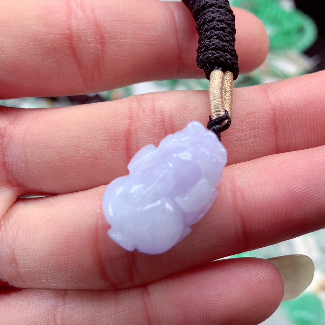 翡翠颈饰未镶嵌翡翠吊坠