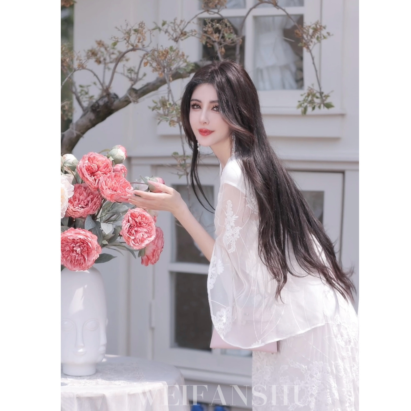 WEIFANSHU/魏凡舒【圣托里尼】v领蕾丝度假连衣裙高贵上档次女装