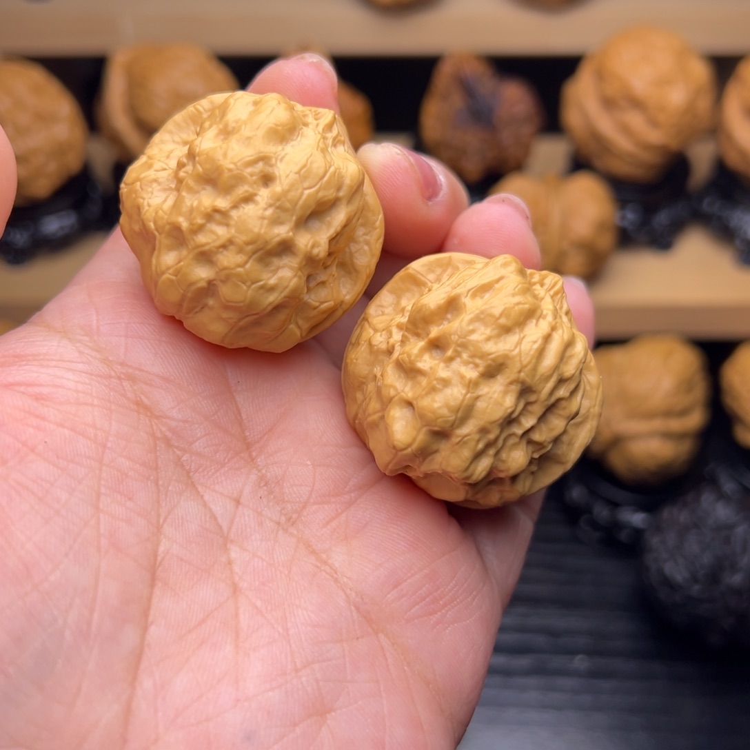 文玩核桃吊坠9z--------38.5尺