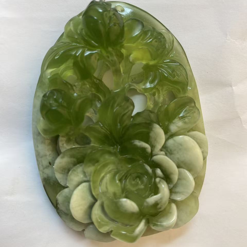 天然岫玉青提奶盖花开富贵