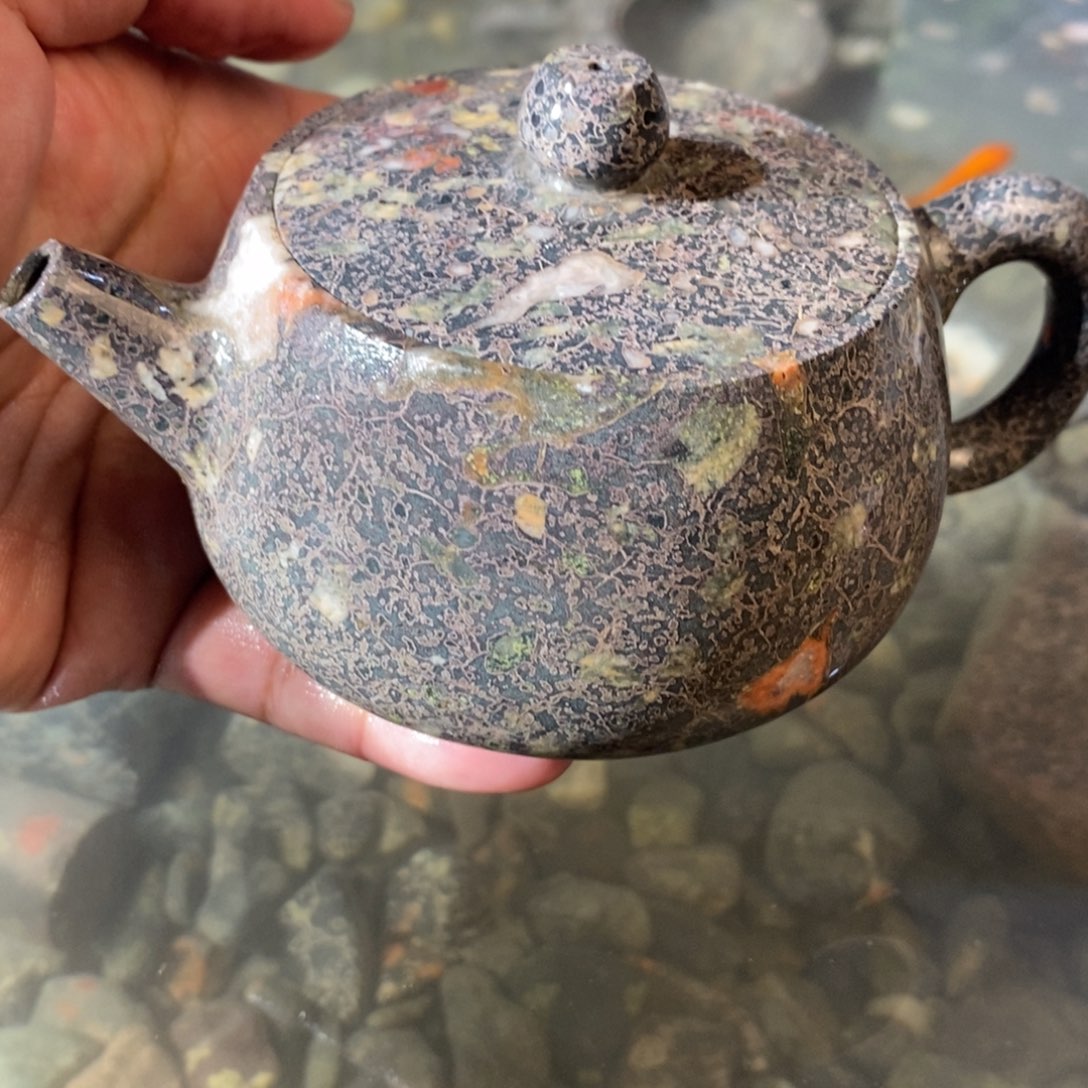 安山玉瑕疵有容壶t