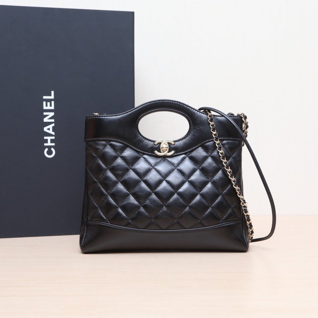 99新 Chanel/香奈儿 小花6欢 31Bag Mini 黑色芯片开 金扣包 