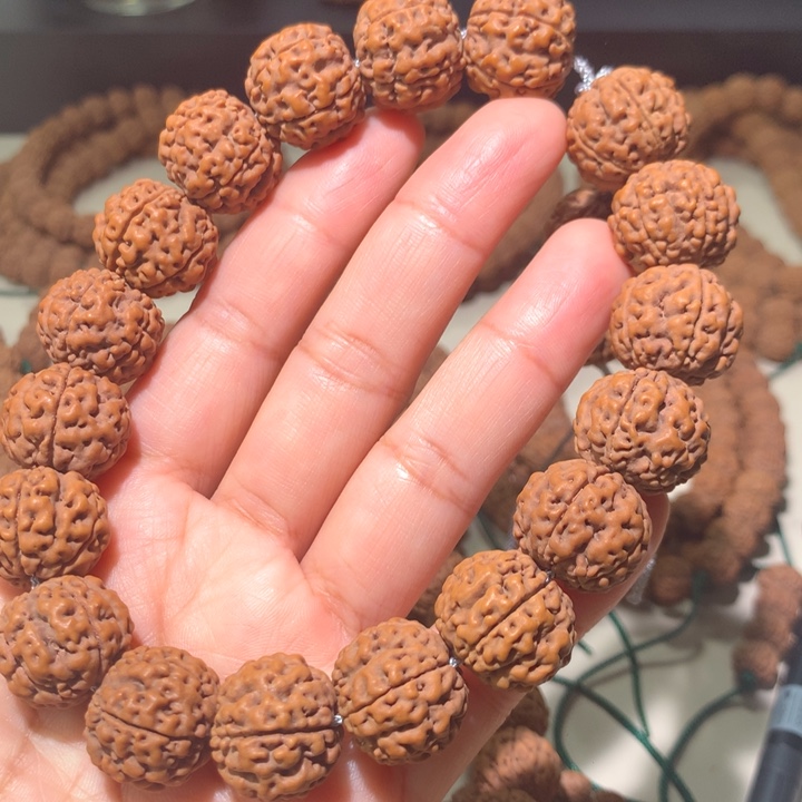 金刚菩提吊坠跳跳龙手串17.6