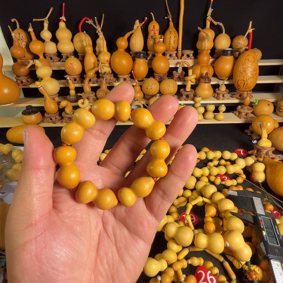 星**海2.9/3.0尺寸55肚八宝手串