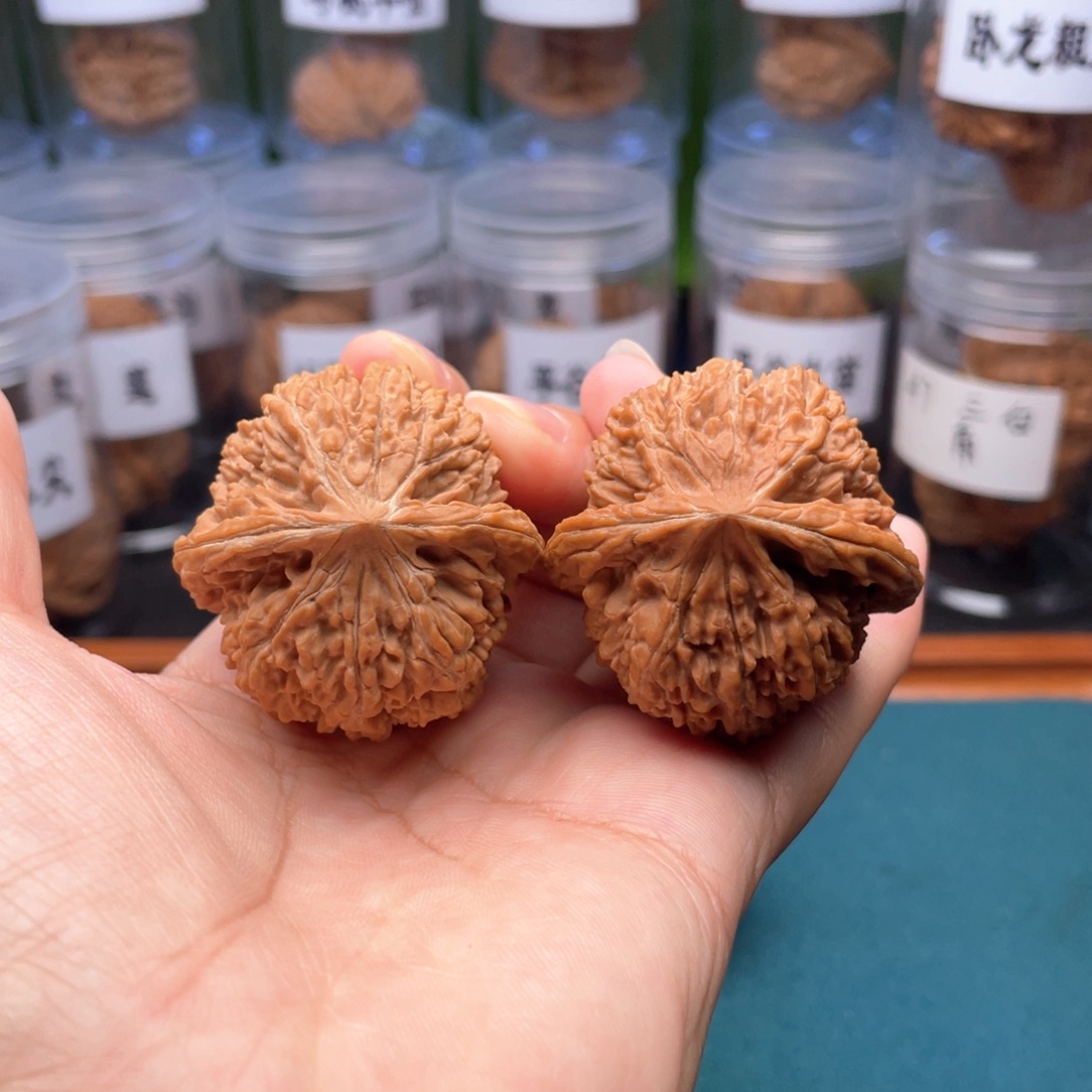 桃核吊坠137狮子头全品