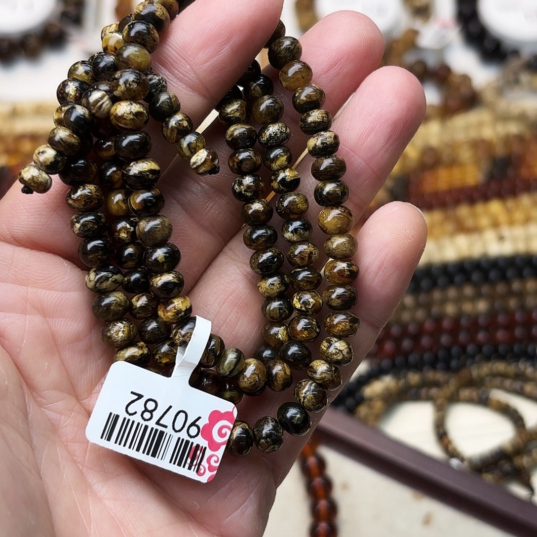 *****琥珀未镶嵌裸石六90782