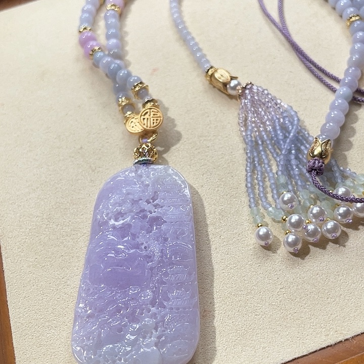 翡翠颈饰未镶嵌翡翠吊坠