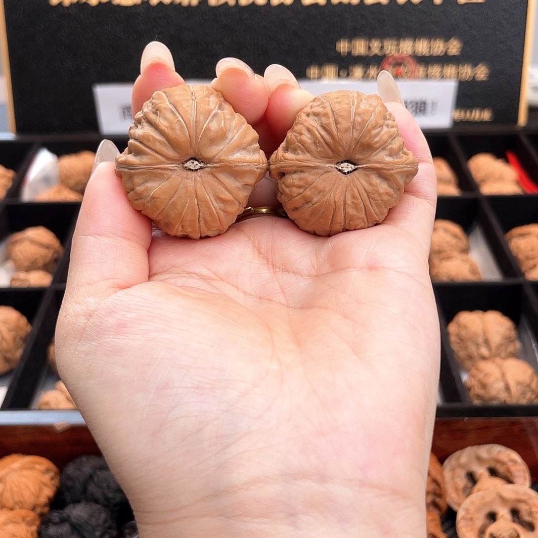 把件文玩核桃37南瓜全品正圆天配克重近正S3703