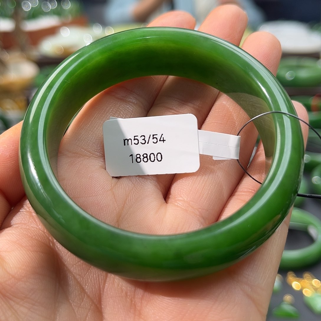 和田玉（碧玉）手镯未镶嵌