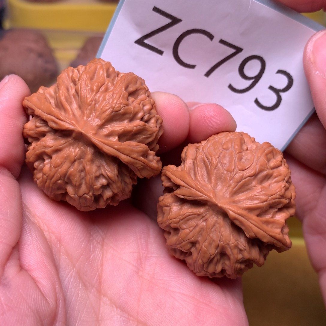 文玩核桃把件肉球苹果37