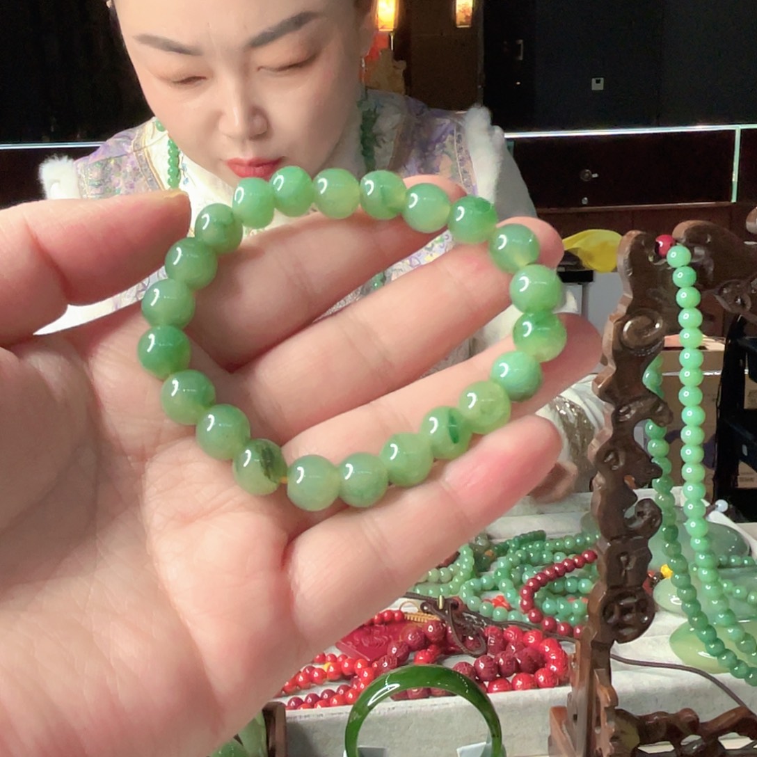 密玉（石英质玉）未镶嵌颈饰