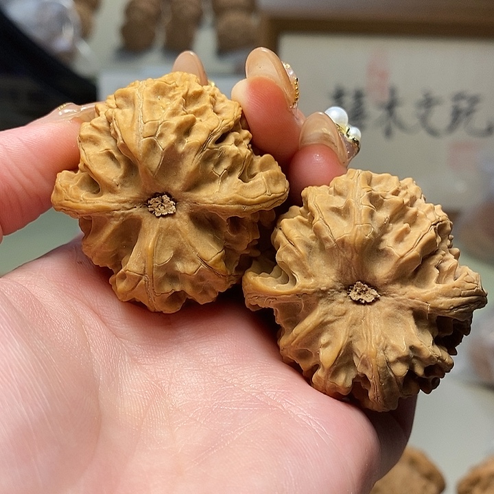 吊坠文玩核桃42苹果园