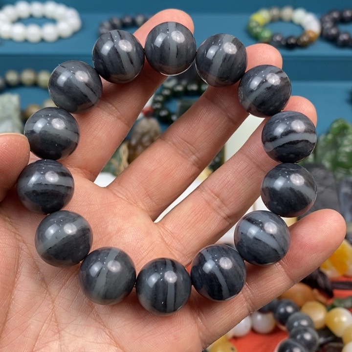 和田玉手链未镶嵌大*！