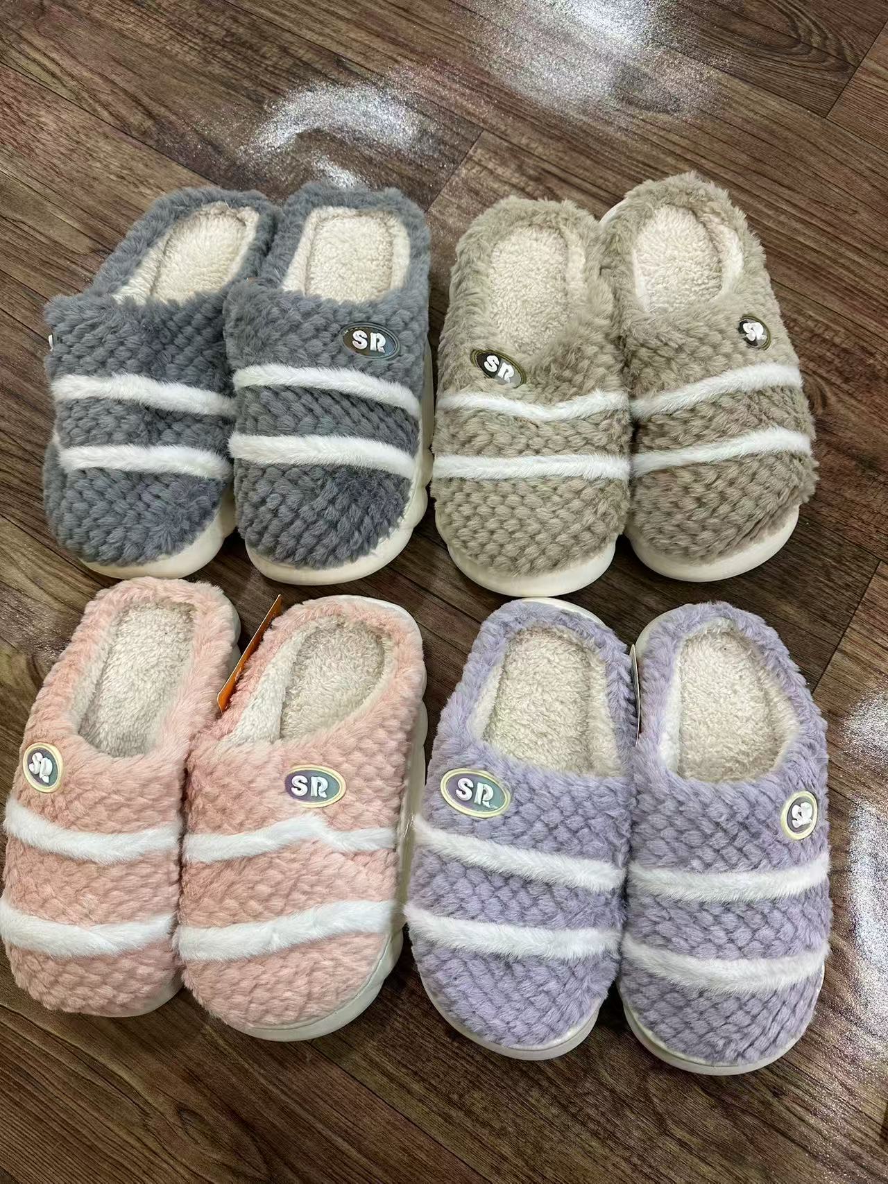 秋冬新款室内居家软底踩屎感防滑百搭情侣包头棉拖鞋