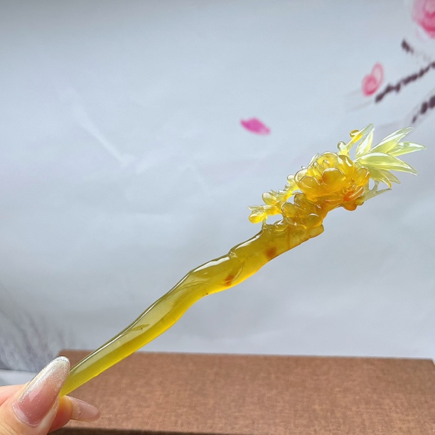 岫玉高品质花玉梅花发簪 整体长度19cm 入发长度12cm