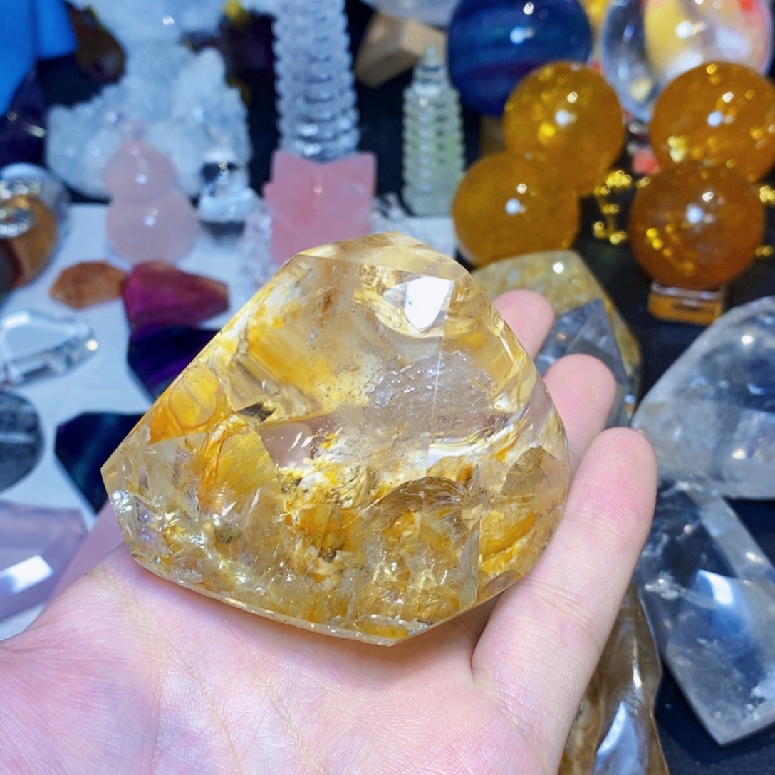 蜕***变未镶嵌珠宝半成品水晶