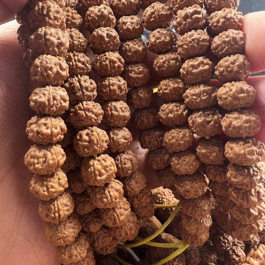 金刚菩提吊坠飞碟梅花10m