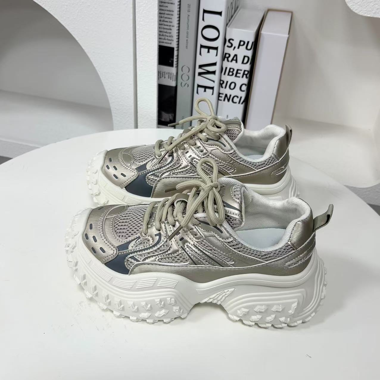 1183 厚底榴莲轮胎老爹鞋女2025春季新款百搭网面透气运动鞋