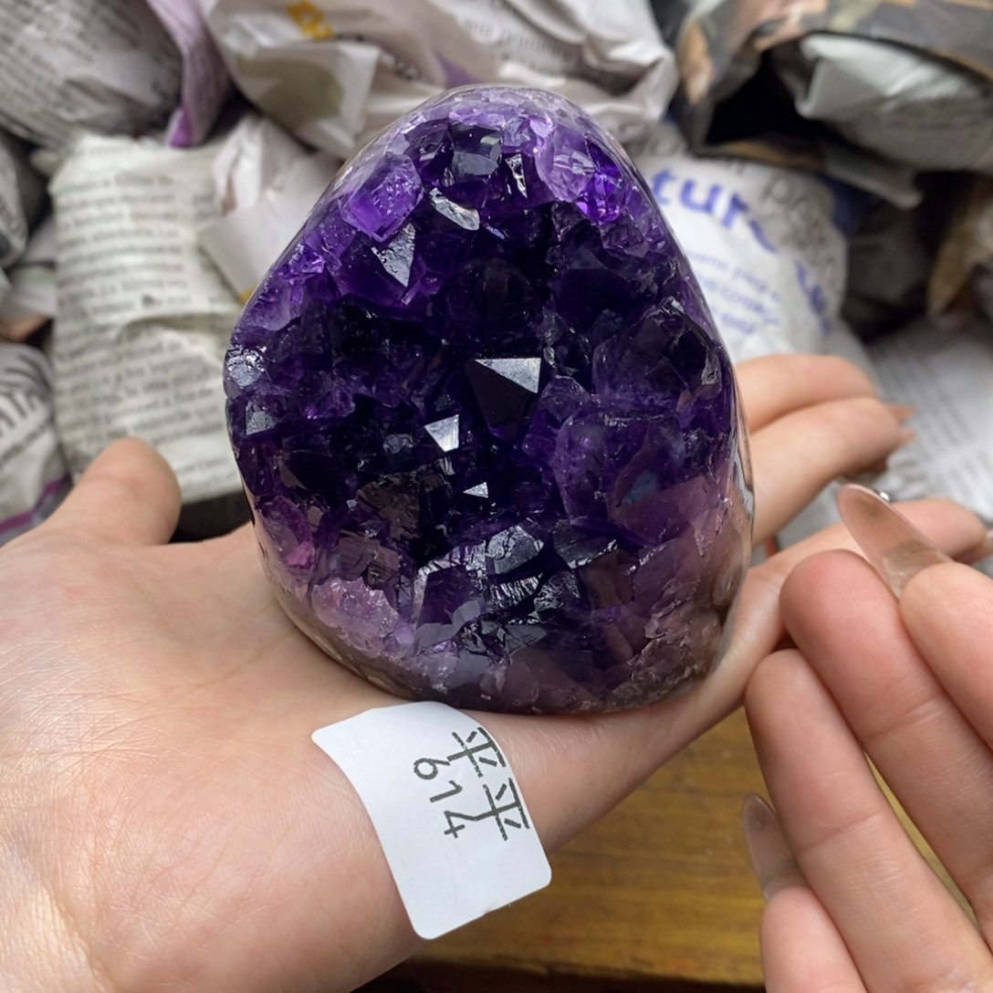 乌拉圭未镶嵌紫晶