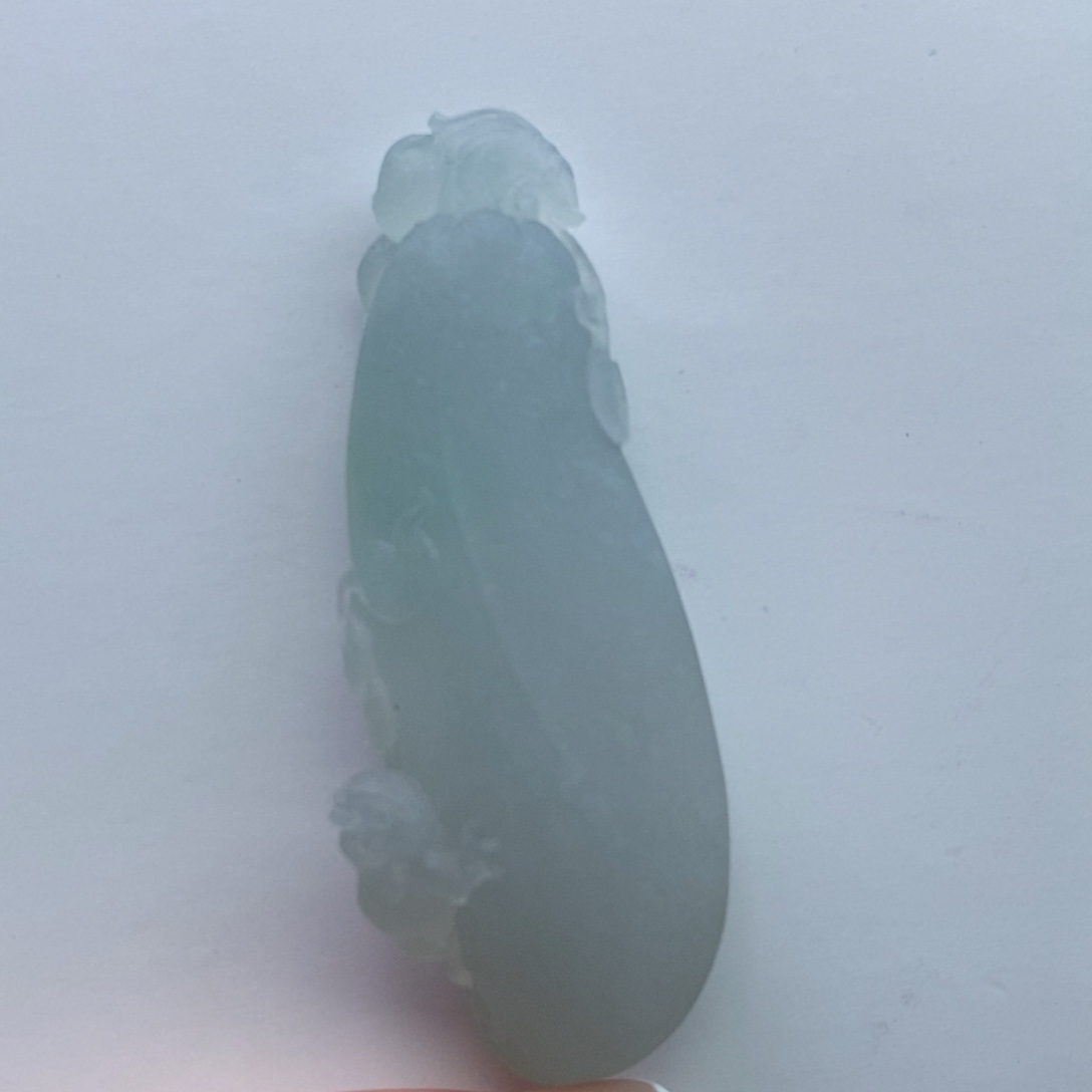 定制翡翠未镶嵌抖****?无鉴赏