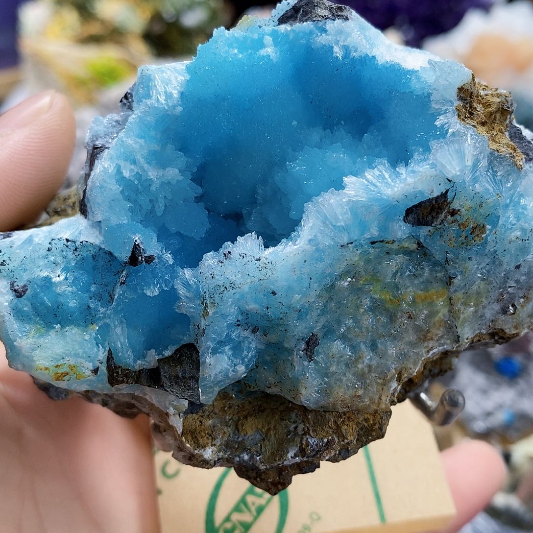 亚克力云南蓝文石摆件