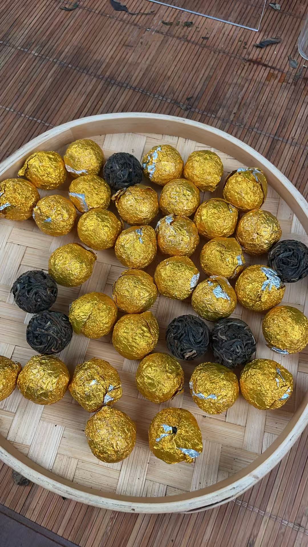 2021年天门山的古树龙珠01FivDBV80-968