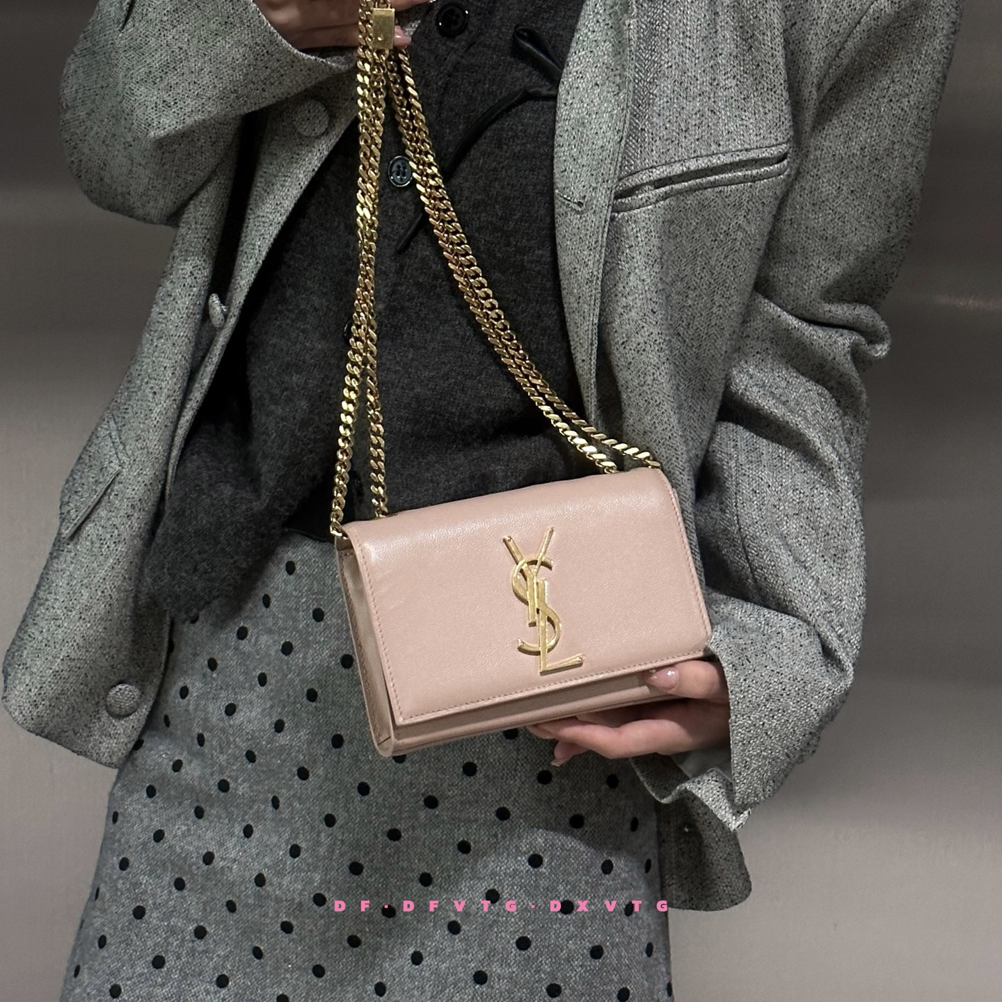 95新 YSL/圣罗兰 ysl 樱花粉翻盖小号斜挎包K