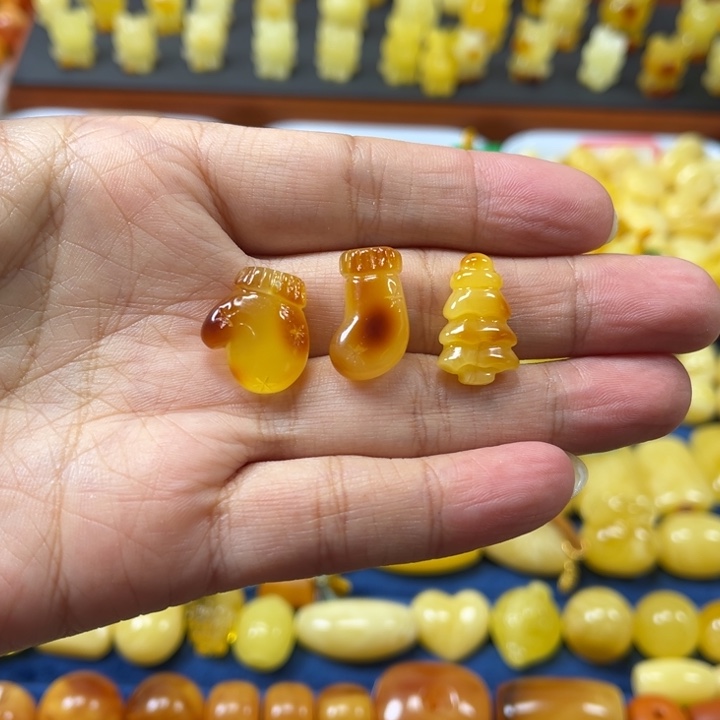 琥珀未镶嵌裸石圣诞三件套