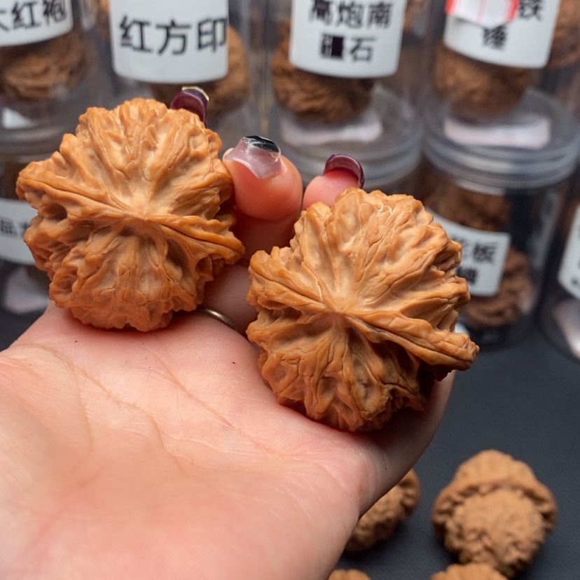 【闪购商品】吊坠文玩核桃苹果园42