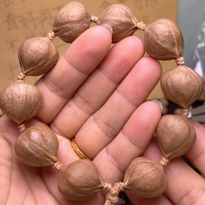 橄榄核手串/手链橄榄核油核异形蒜头2.0左右