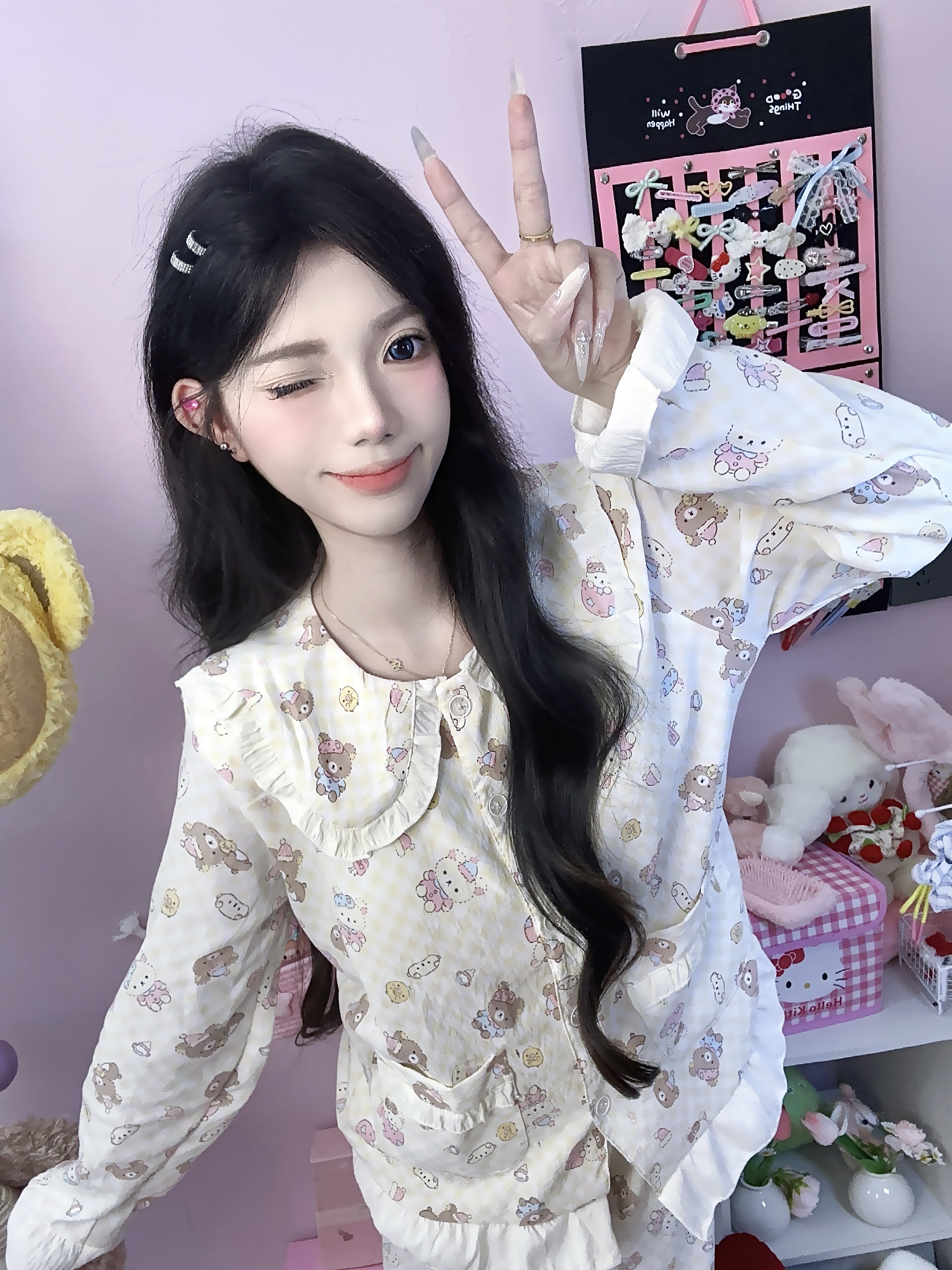 娃娃领轻松熊厚款德绒带胸垫家居服套装娃娃领女秋季冬季韩版睡衣