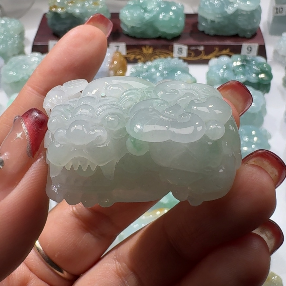 定制翡翠未镶嵌酒**鑫貔貅