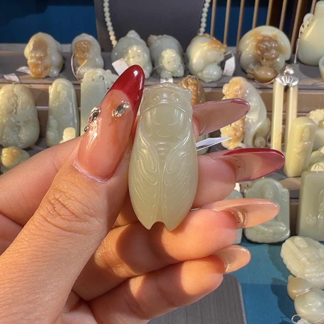 和田玉（糖玉）未镶嵌颈饰