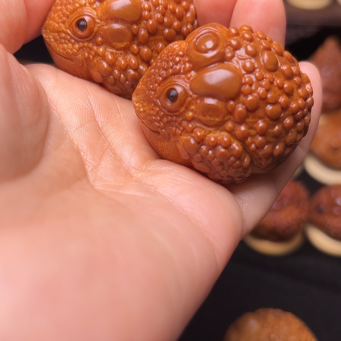 橄榄核手串/手链金蟾3.89