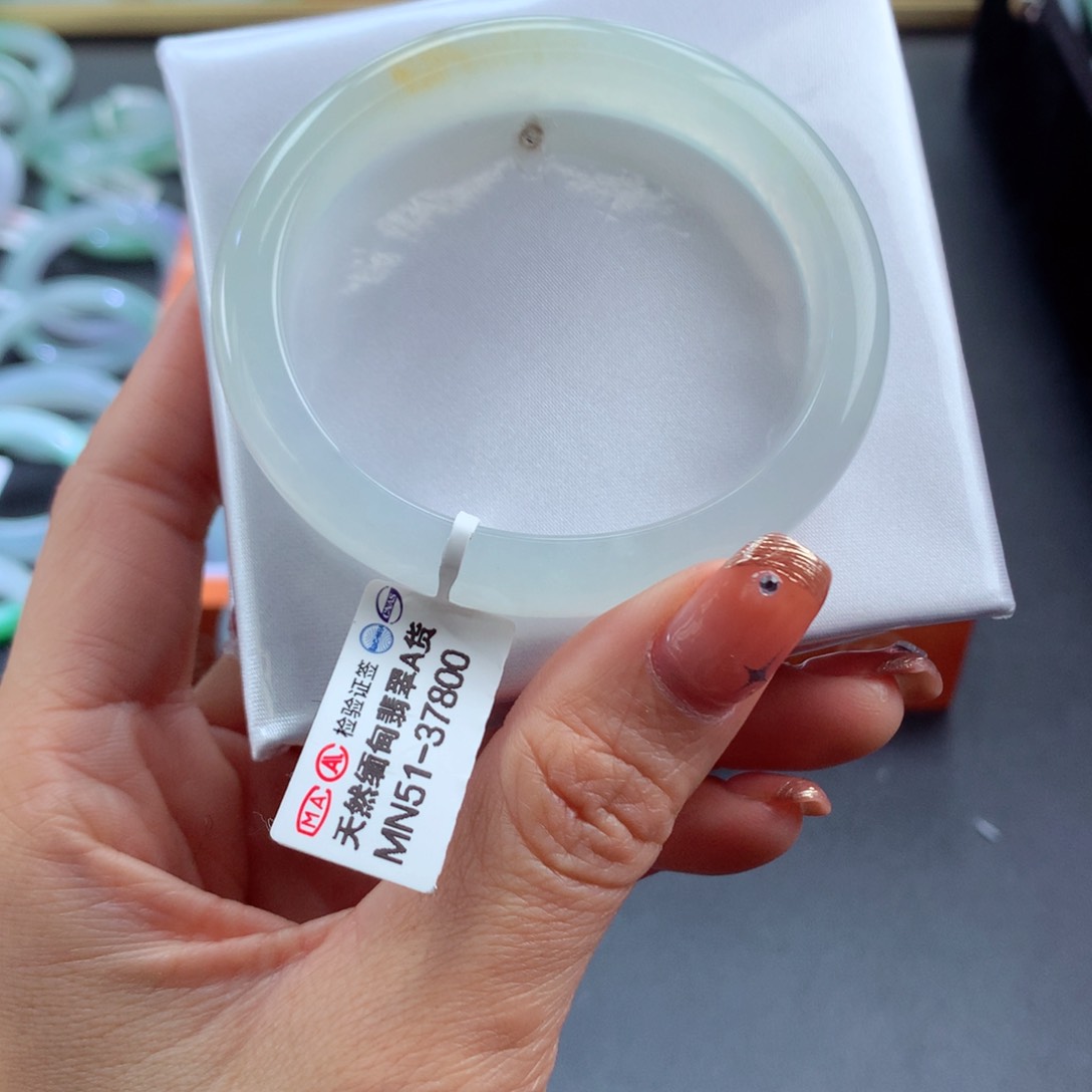 翡翠手镯未镶嵌42号