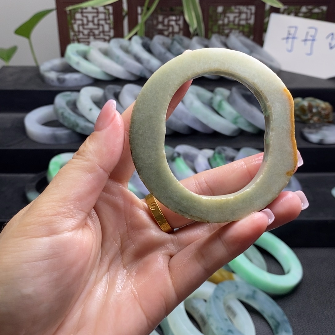 定制翡翠未镶嵌天然a货