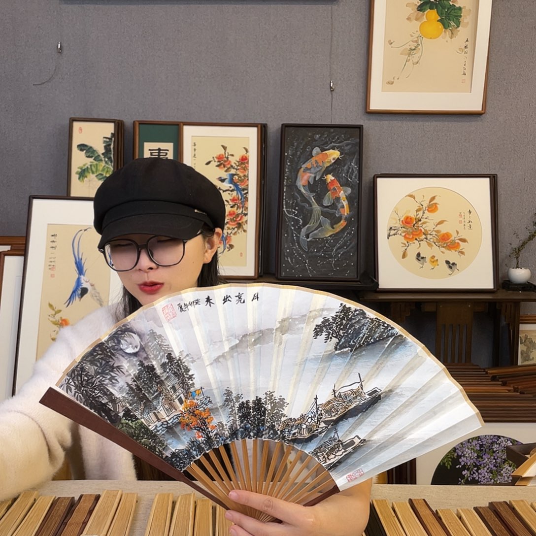 国画95寸红木-纯手绘-文玩扇骨（默认粘好）